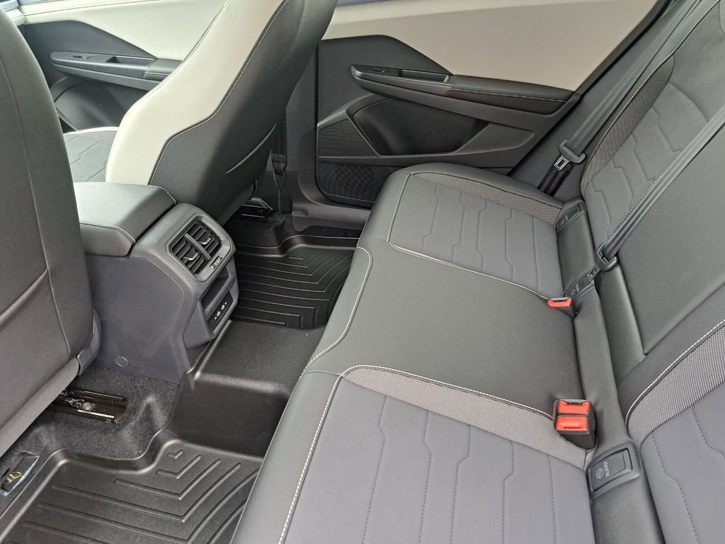 New 2026 Volkswagen Taos SE image 23