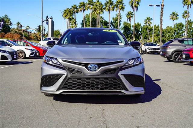 Used 2024 Toyota Camry XSE image 3