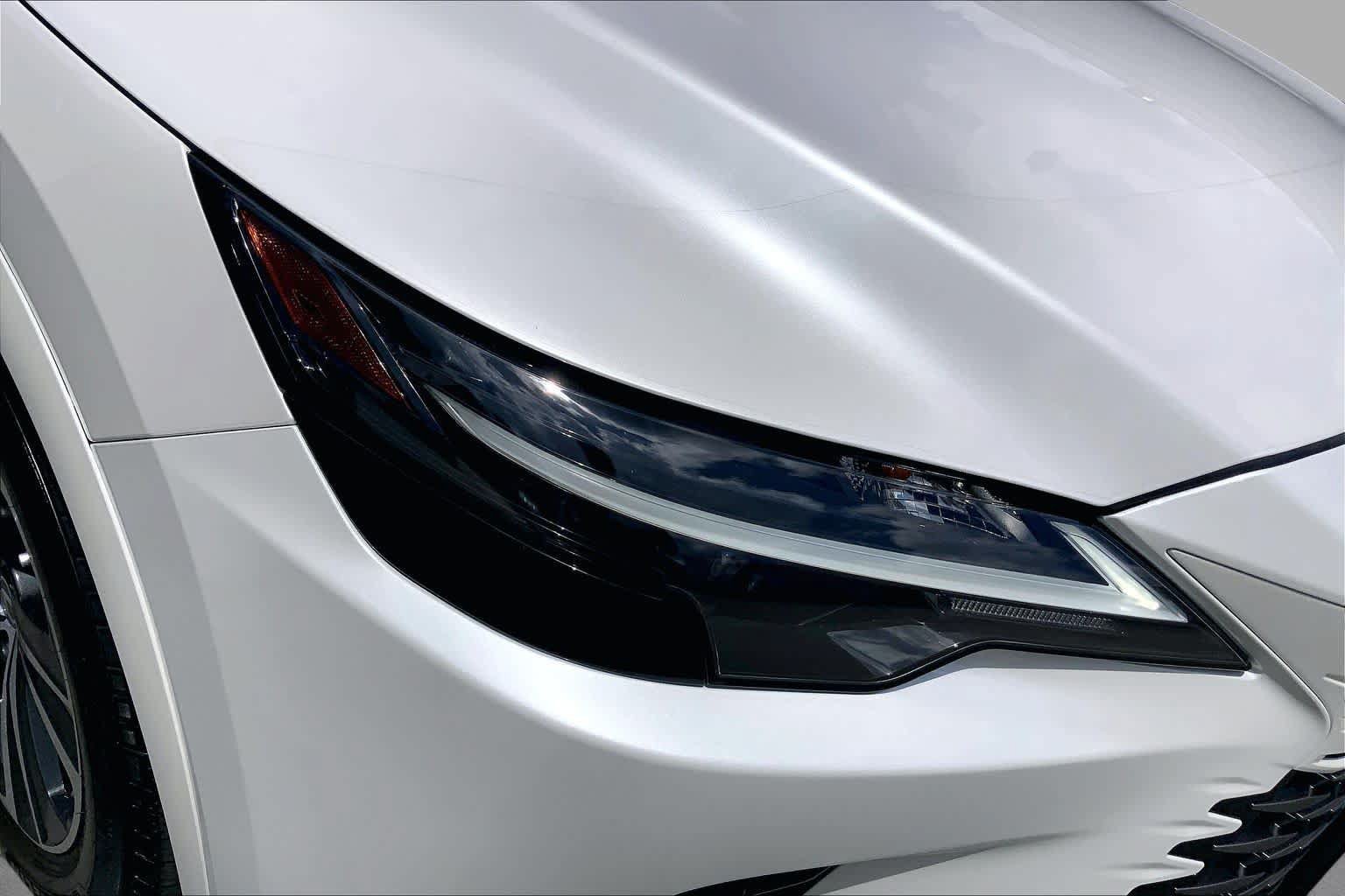 Used 2024 Lexus RX 350 Premium w/ Accessory Package (Z1) FWD image 27