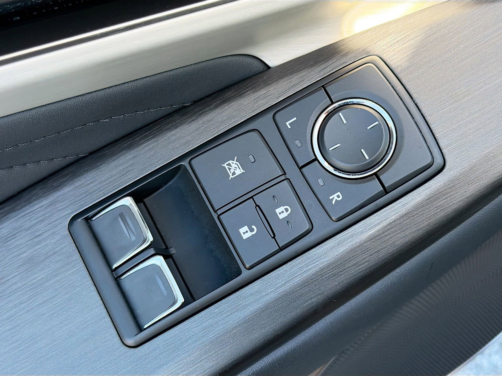 Used 2022 Lexus RC 350 F Sport image 22