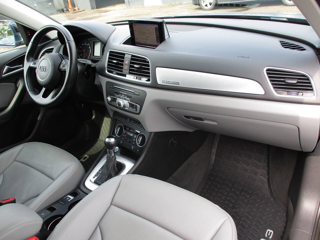 Used 2016 Audi Q3 2.0T Premium Plus w/ Technology Package AWD/4WD image 54