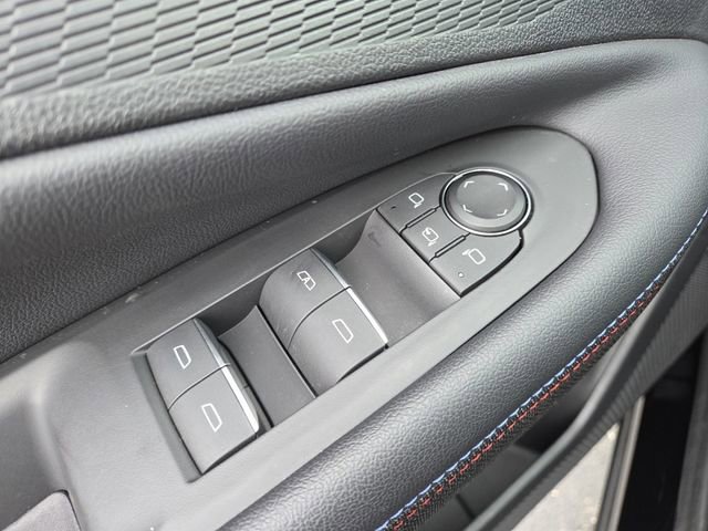 Certified 2025 Chevrolet Blazer EV RS AWD/4WD image 9