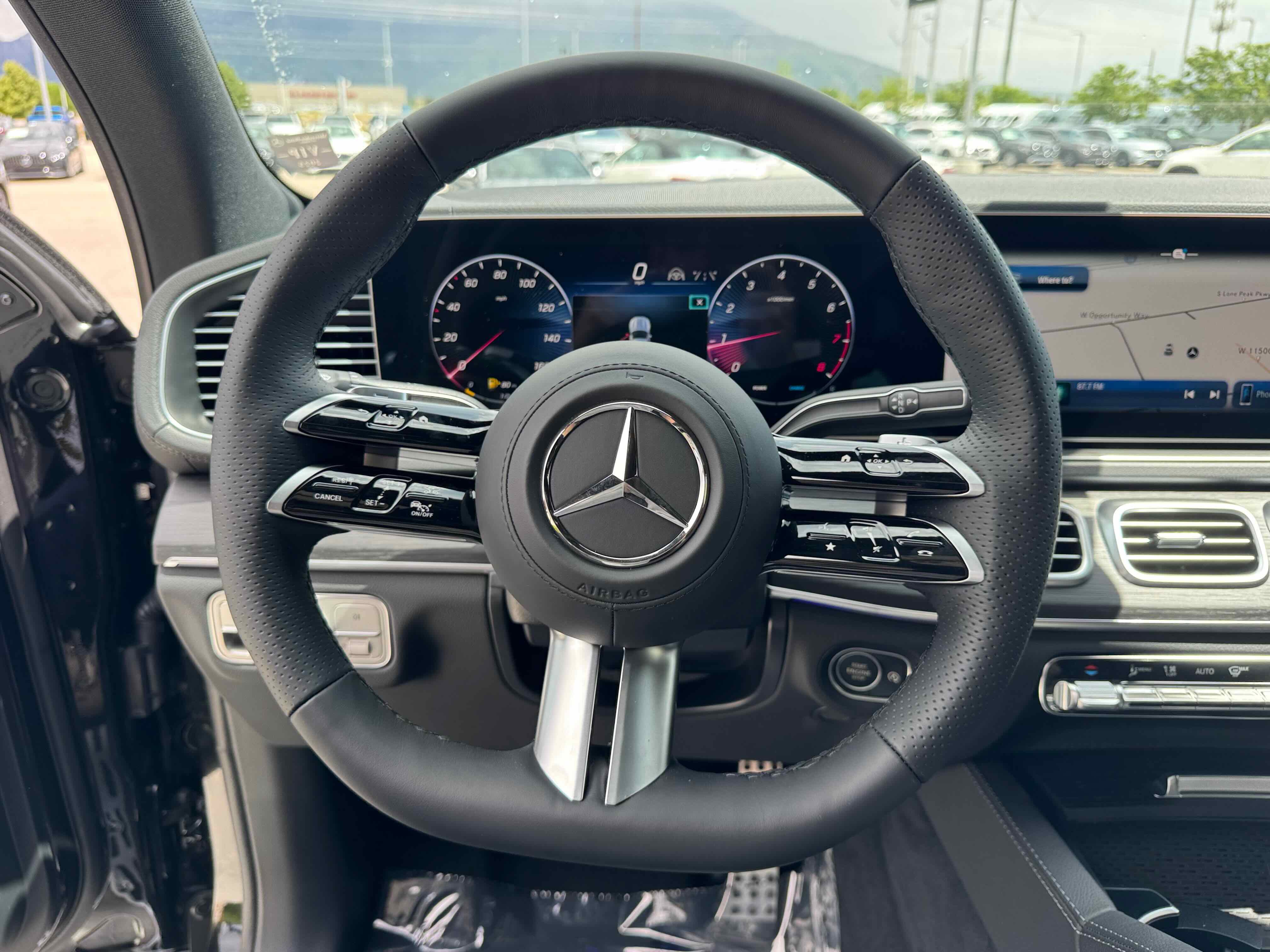 New 2025 Mercedes-Benz GLS 580 4MATIC image 17