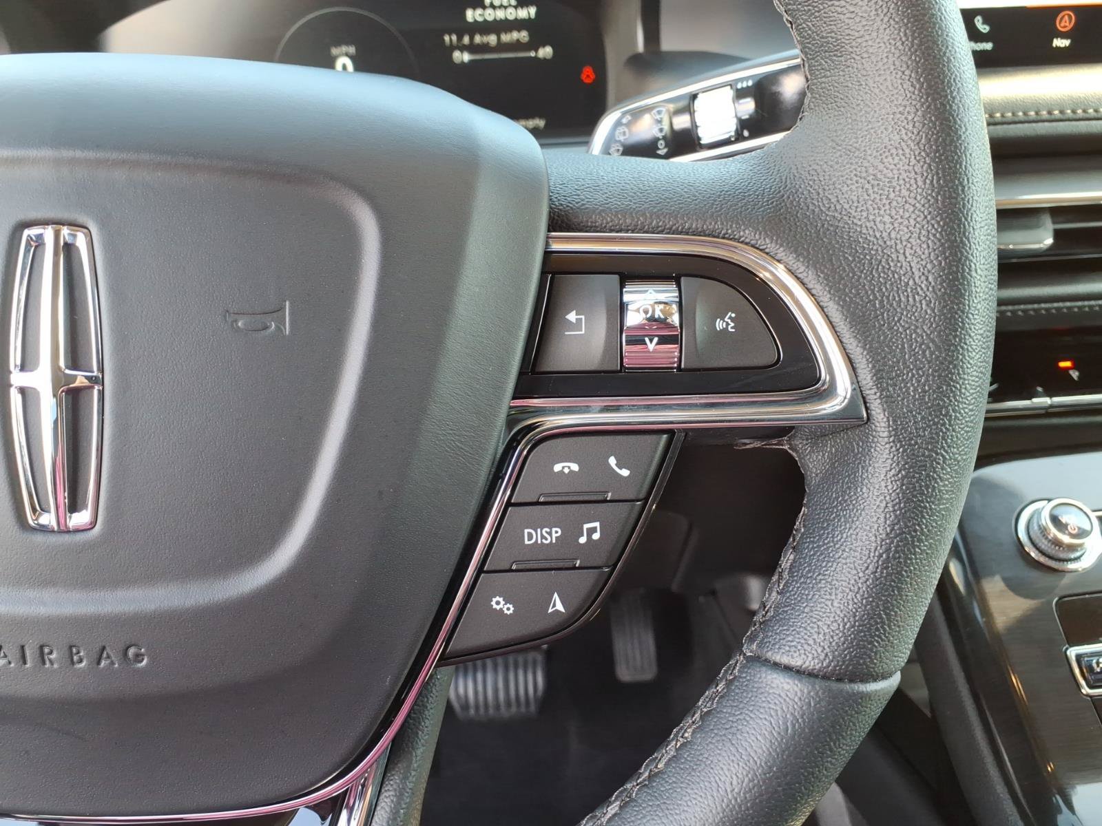 Certified 2023 Lincoln Nautilus AWD w/ Premium Package image 19