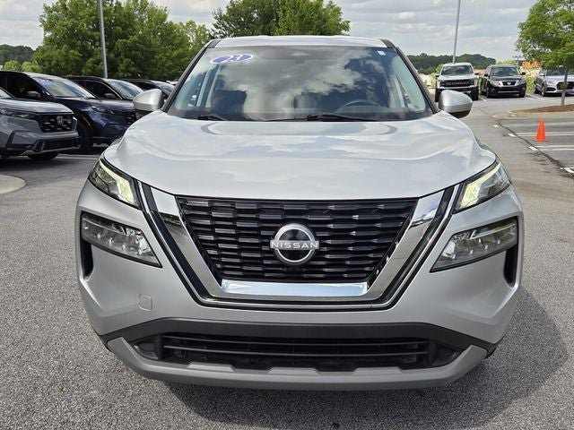 Used 2023 Nissan Rogue SV FWD image 8