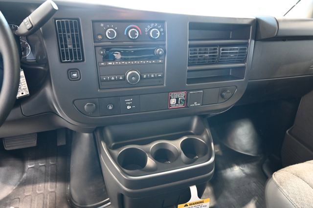 New 2026 GMC Savana 3500 w/ Driver Convenience Package RWD image 15