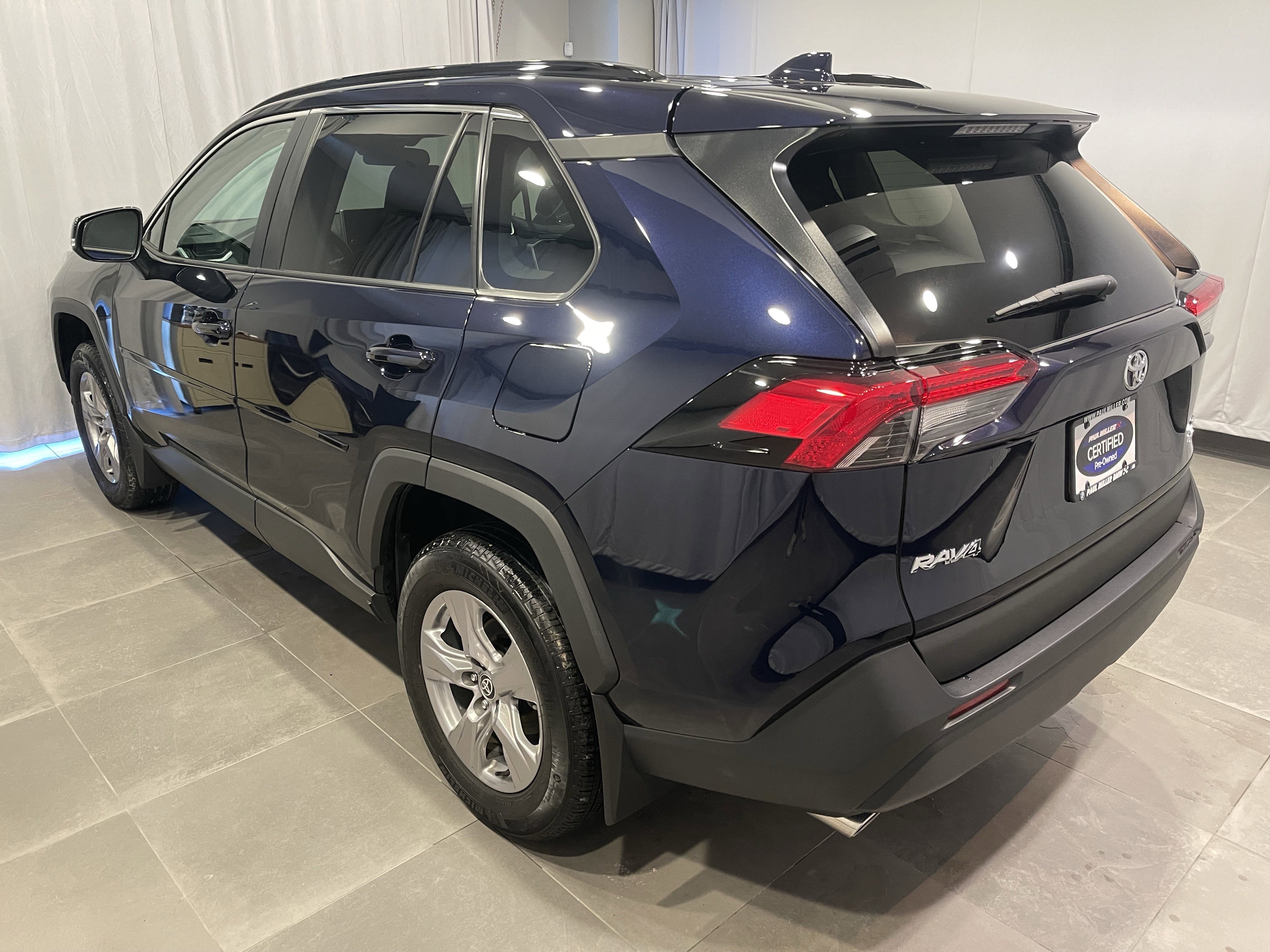 Used 2023 Toyota RAV4 XLE image 5