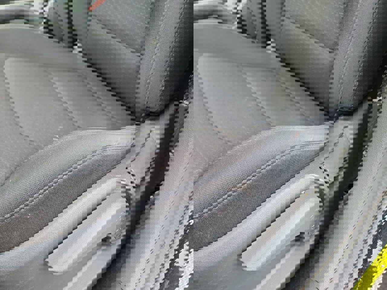 Used 2020 Hyundai Elantra SE w/ Cargo Package (C1) image 12