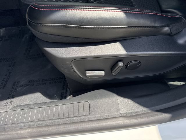 Used 2024 Ford Escape ST-Line w/ Tech Pack #1 FWD image 12