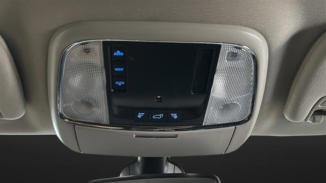 Used 2020 Dodge Durango SXT AWD/4WD image 29