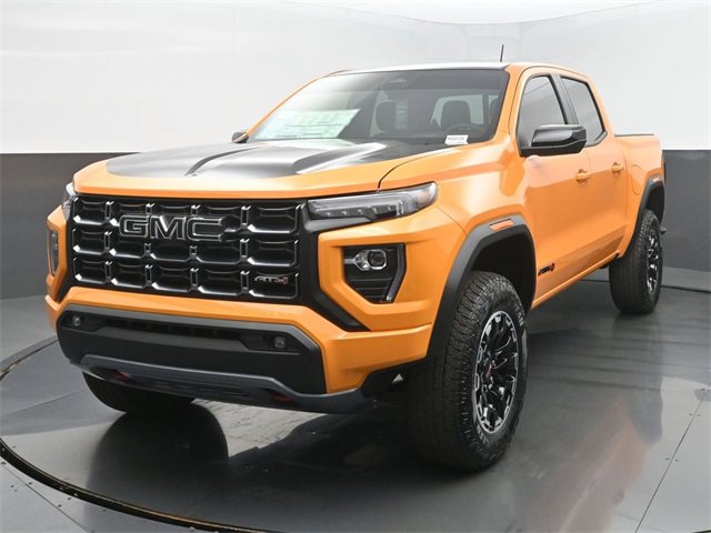 New 2026 GMC Canyon AT4 w/ AT4 Premium Package image 1