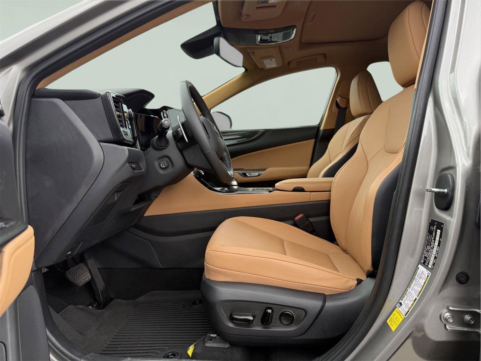 Used 2022 Lexus NX 350 AWD image 11