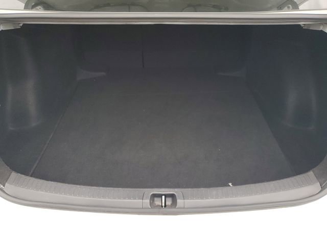 Used 2023 Toyota Corolla LE image 9