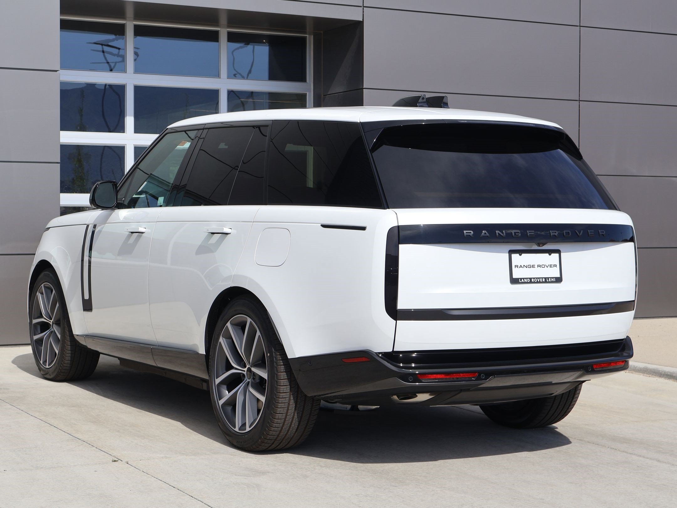 New 2026 Land Rover Range Rover SE AWD/4WD image 8