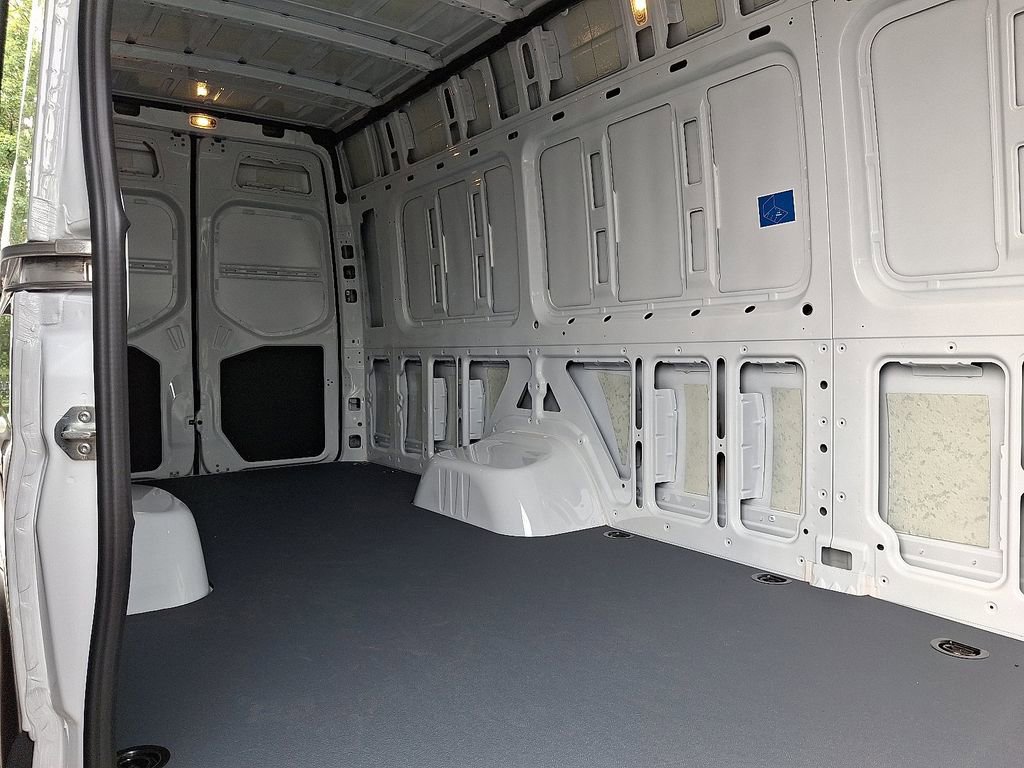 New 2025 Mercedes-Benz Sprinter 3500 image 6