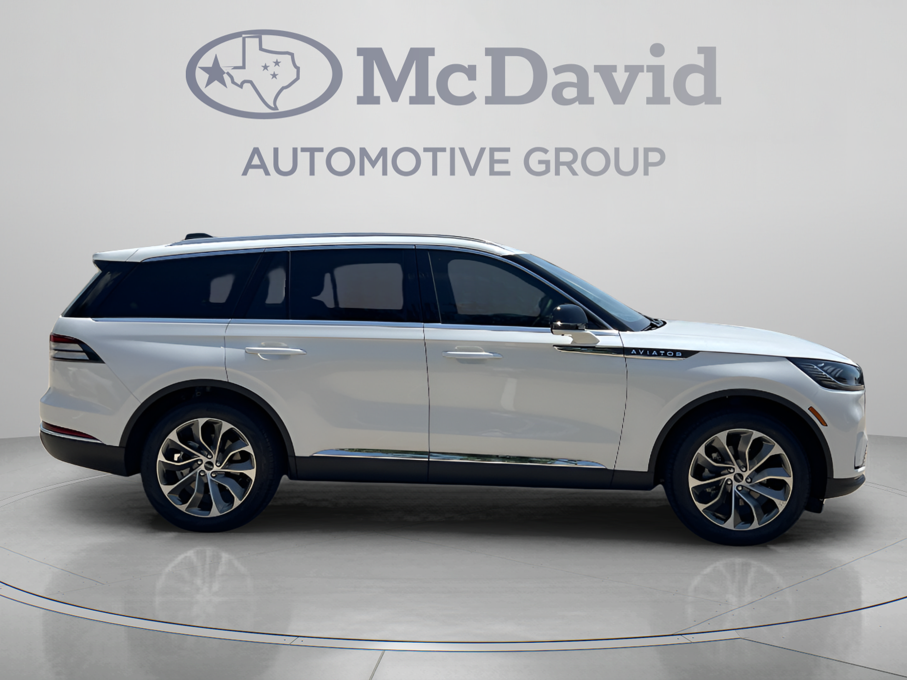 New 2026 Lincoln Aviator Reserve RWD image 9