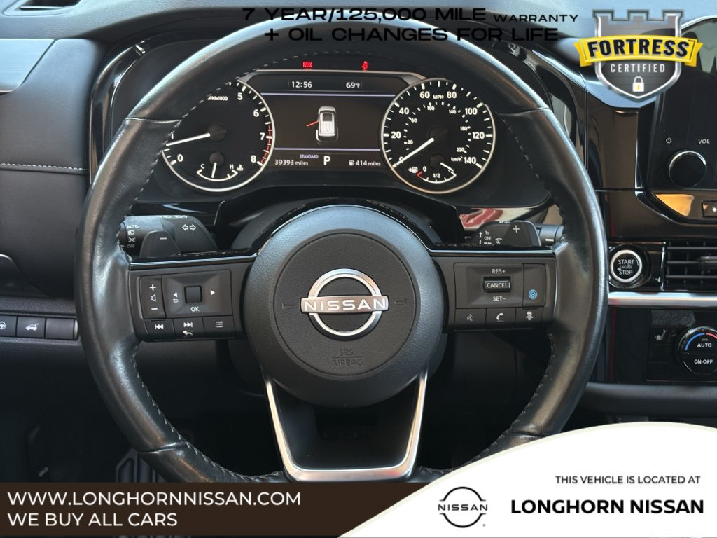 Used 2024 Nissan Pathfinder SL FWD image 12