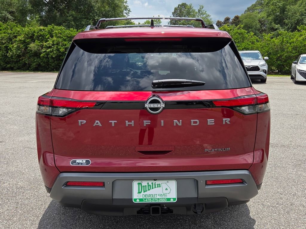 New 2026 Nissan Pathfinder Platinum FWD image 9