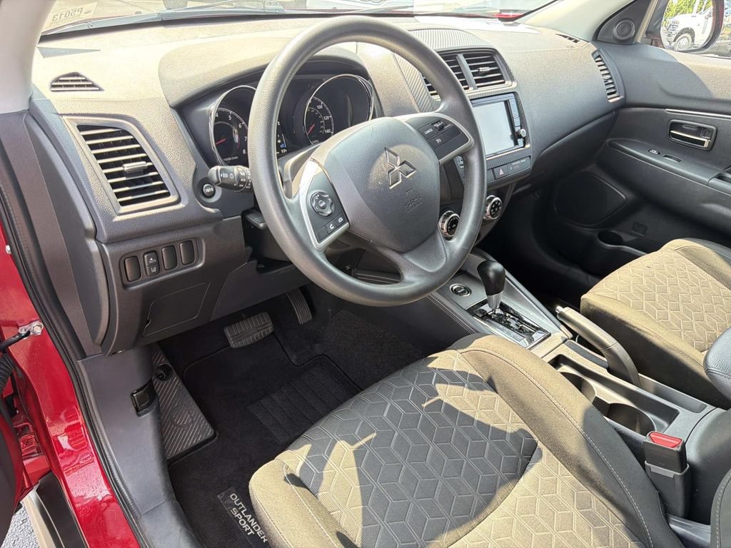 Used 2024 Mitsubishi Outlander Sport AWD image 23