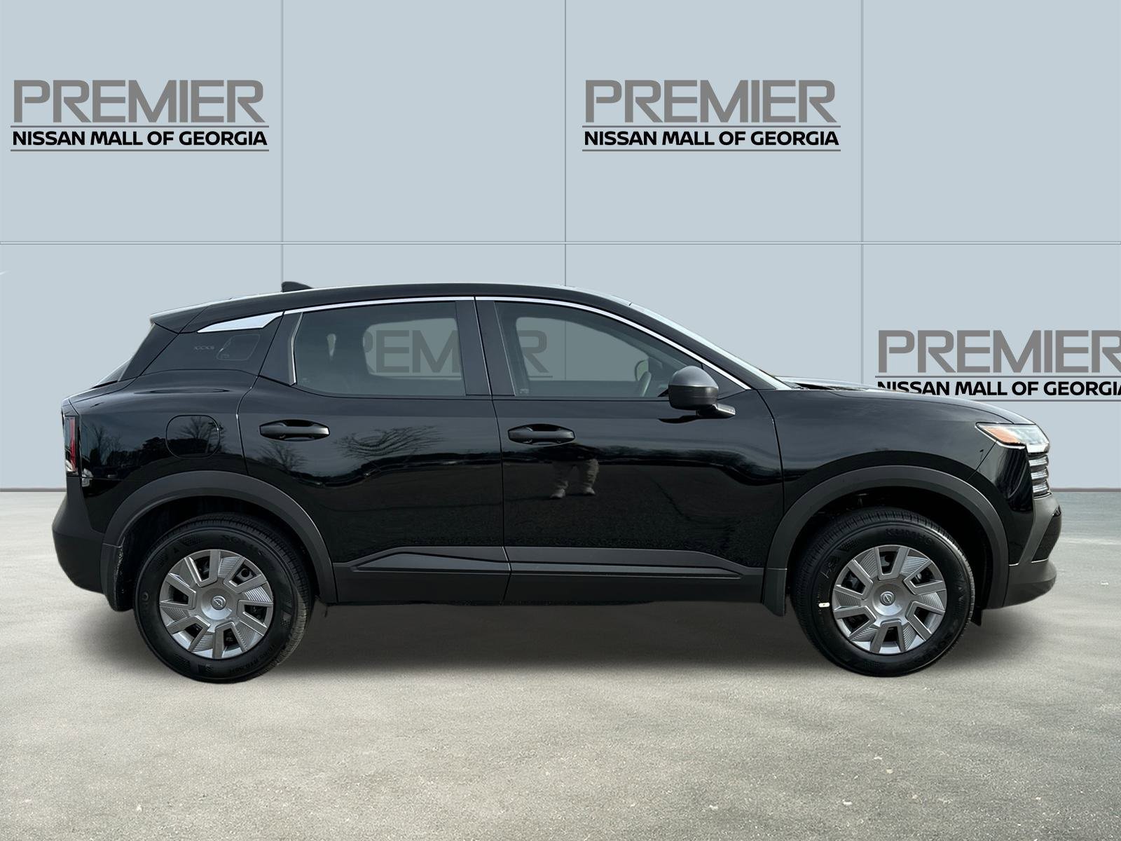 New 2026 Nissan Kicks S image 4