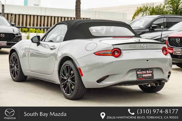 New 2026 MAZDA MX-5 Miata Club w/ Interior Package RWD image 8