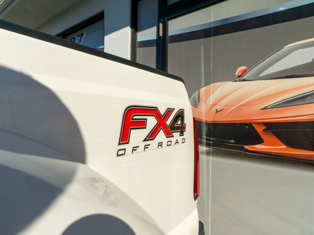 Used 2016 Ford F350 Lariat w/ Lariat Ultimate Package image 16