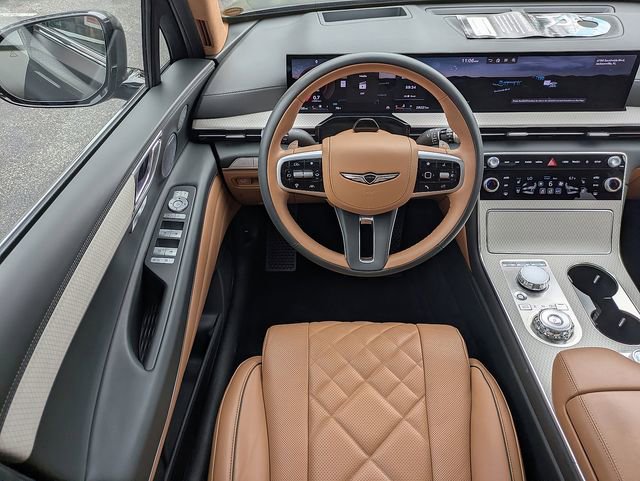 Used 2025 Genesis GV80 3.5T Prestige AWD/4WD image 17