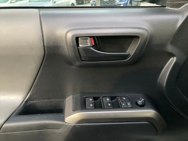 Certified 2022 Toyota Tacoma SR5 RWD image 11