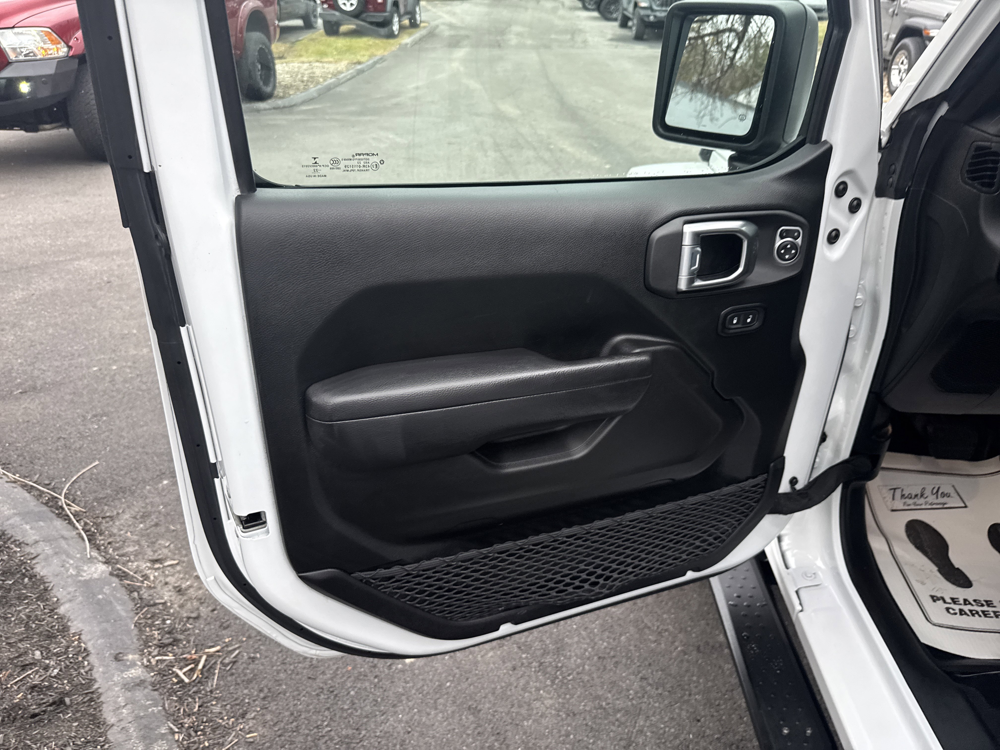 Used 2022 Jeep Gladiator Sport image 15