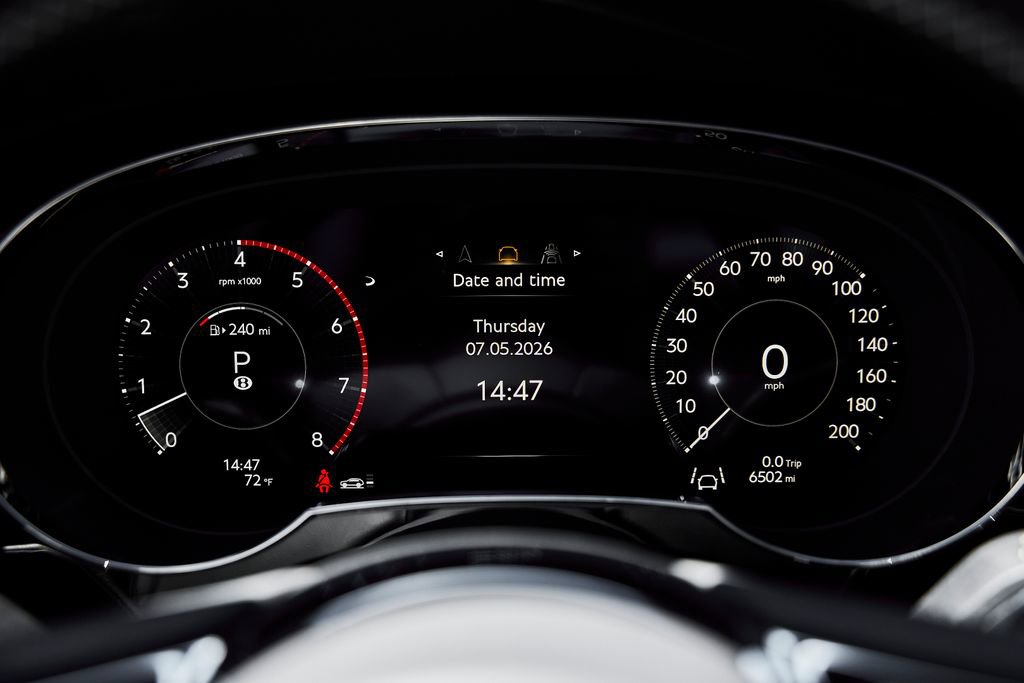 Used 2024 Bentley Bentayga AWD/4WD image 61