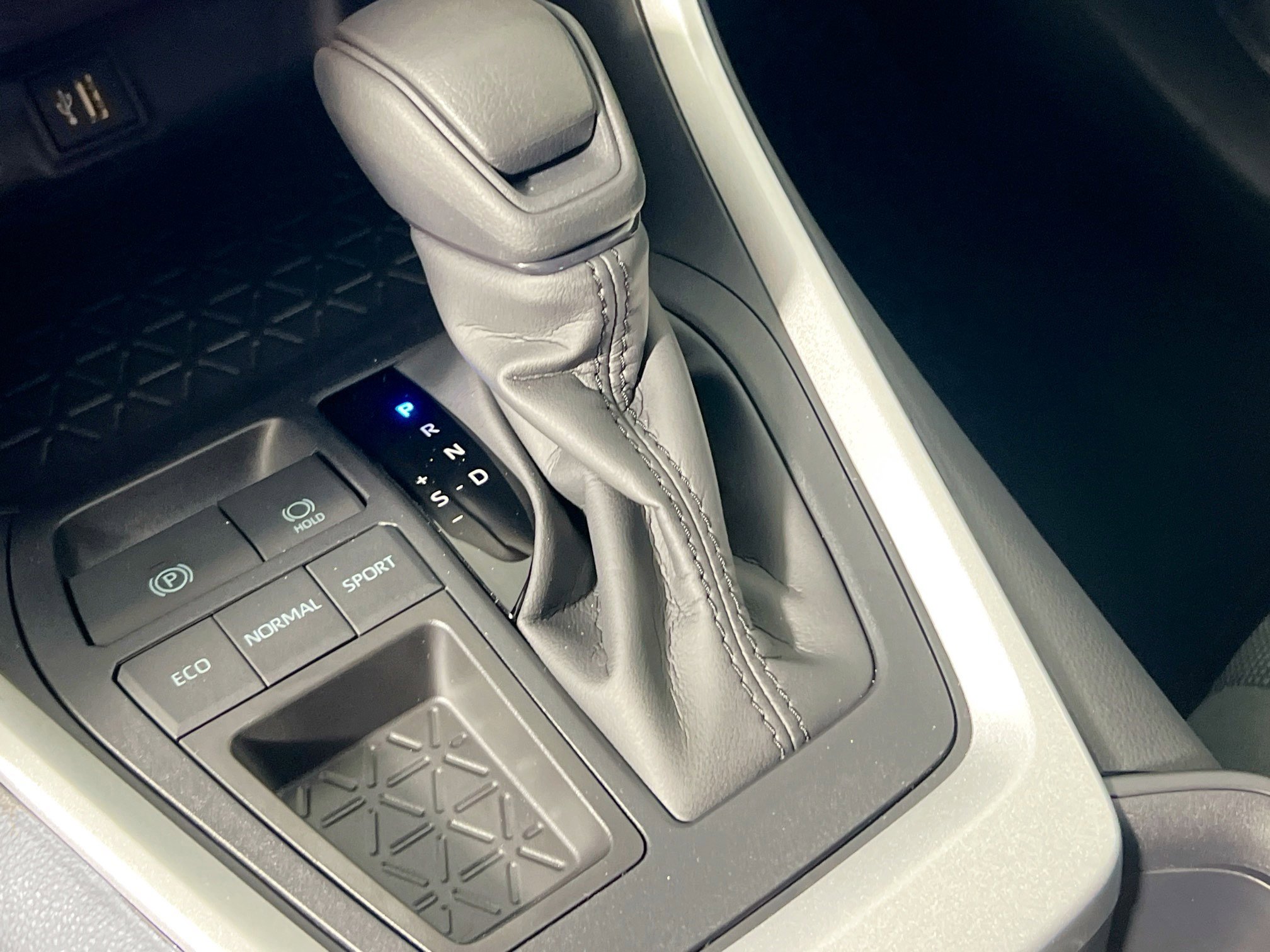 New 2025 Toyota RAV4 LE FWD image 24