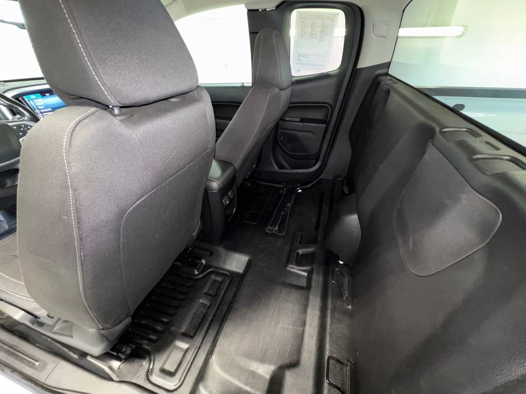 Used 2022 Chevrolet Colorado LT w/ Fleet Safety Package image 28