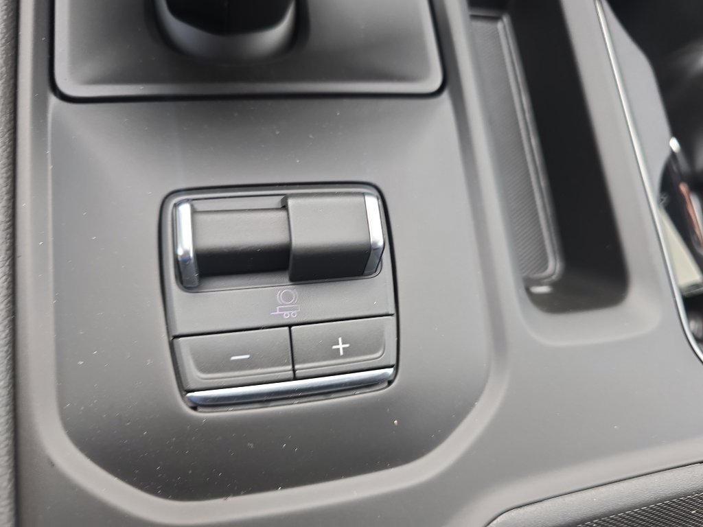 New 2026 GMC Sierra 1500 AT4 w/ AT4 Premium Package AWD/4WD image 31