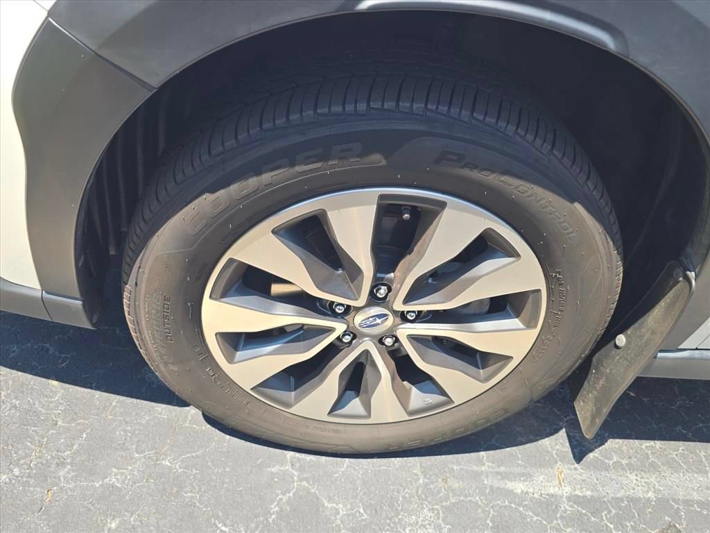 Used 2023 Subaru Outback Limited XT AWD/4WD image 6