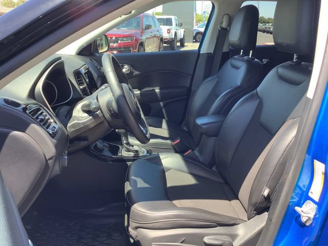 Used 2021 Jeep Compass Latitude w/ Sun and Sound Group AWD/4WD image 8