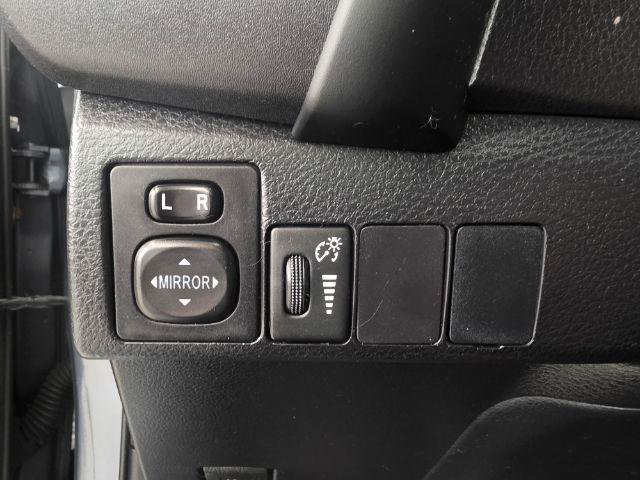 Used 2017 Toyota Corolla LE FWD image 21