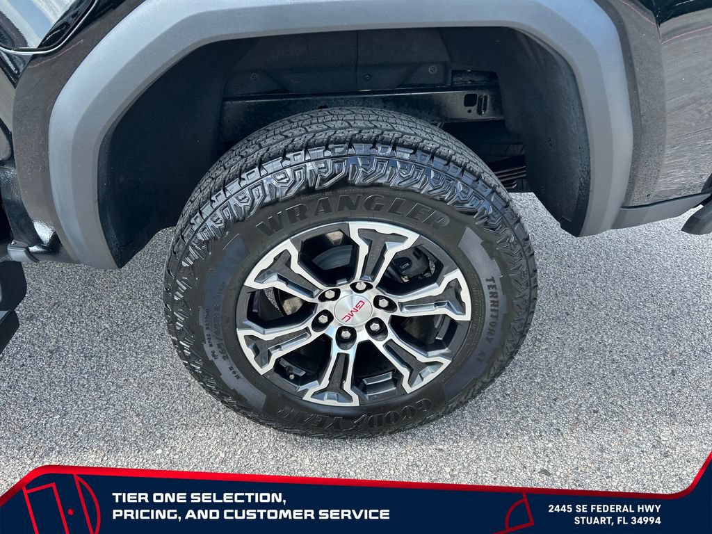 Certified 2023 GMC Canyon AT4 w/ AT4 Premium Package AWD/4WD image 9