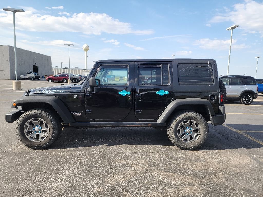 Used 2017 Jeep Wrangler Unlimited Rubicon w/ Dual Top Group AWD/4WD image 7