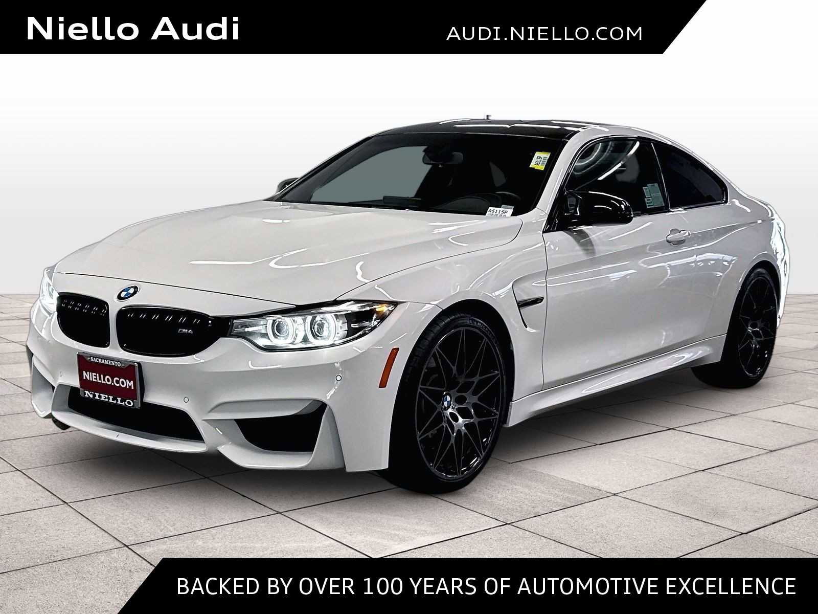 Used 2018 BMW M4 Coupe RWD image 1
