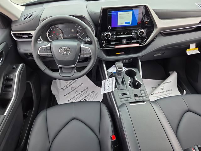 New 2026 Toyota Highlander XLE AWD/4WD image 8