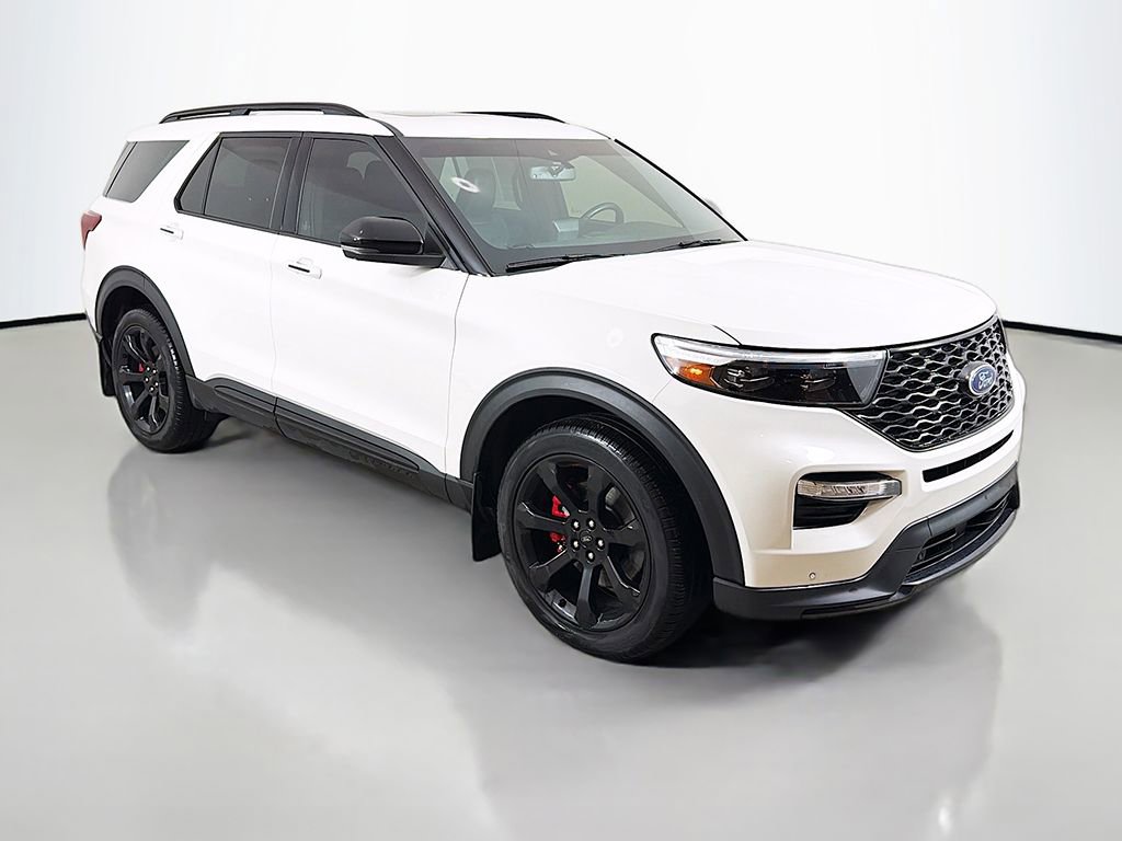 Used 2023 Ford Explorer ST w/ Equipment Group 401A image 2
