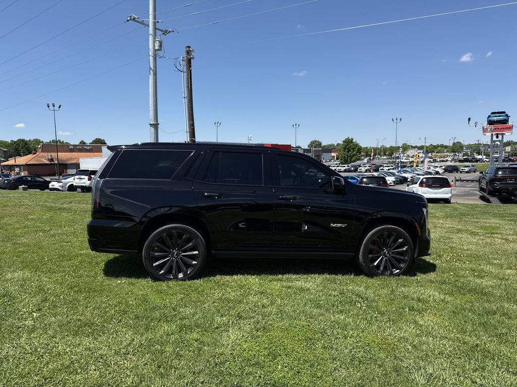 Used 2025 Cadillac Escalade V w/ LPO, Floor Liner Package AWD/4WD image 14