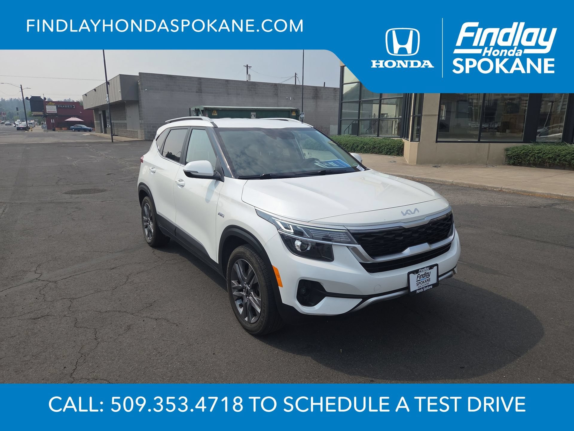 Used 2023 Kia Seltos S w/ Navigation Package AWD/4WD image 7