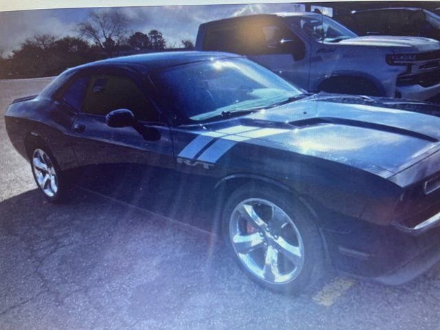 Used 2014 Dodge Challenger R/T image 1