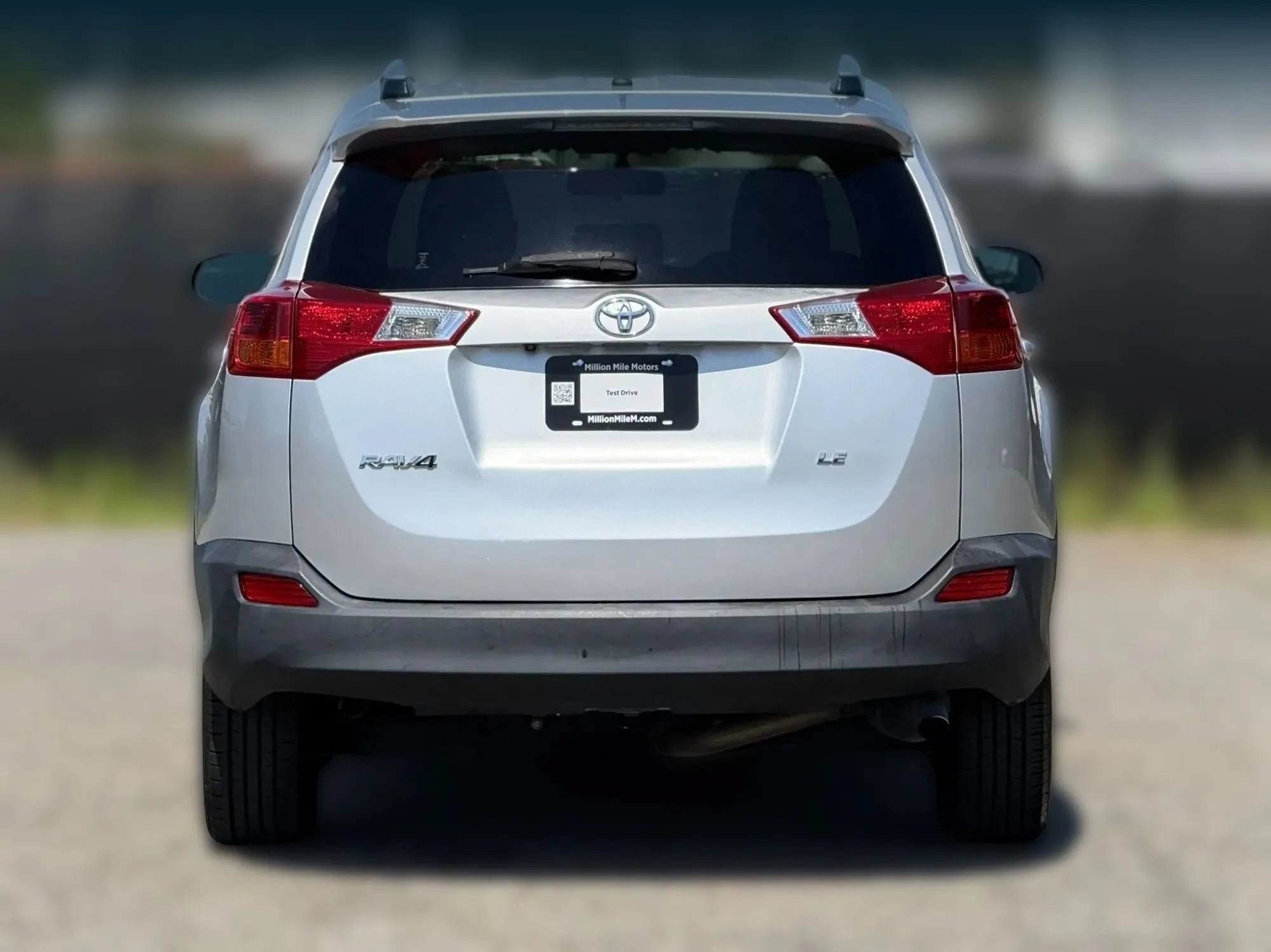 Used 2013 Toyota RAV4 LE FWD image 4