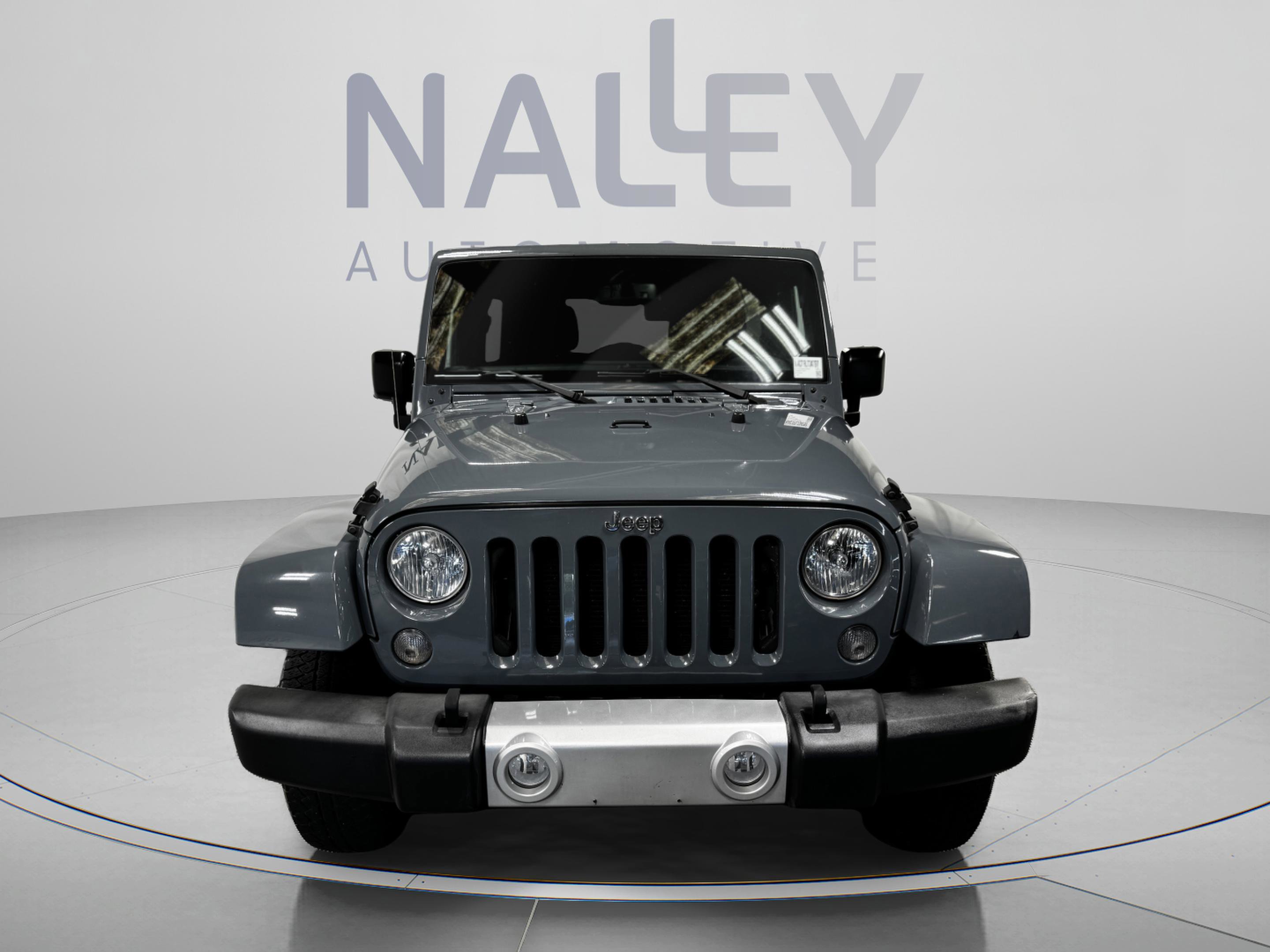 Used 2015 Jeep Wrangler Unlimited Sahara AWD/4WD image 8