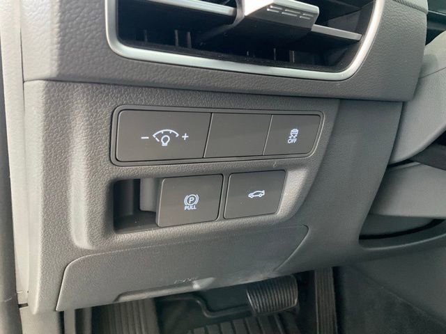 Used 2025 Hyundai Sonata SEL FWD image 8