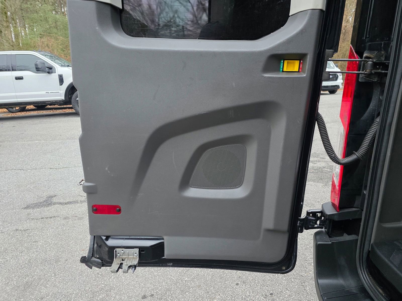 Used 2020 Ford Transit 350 XL image 26