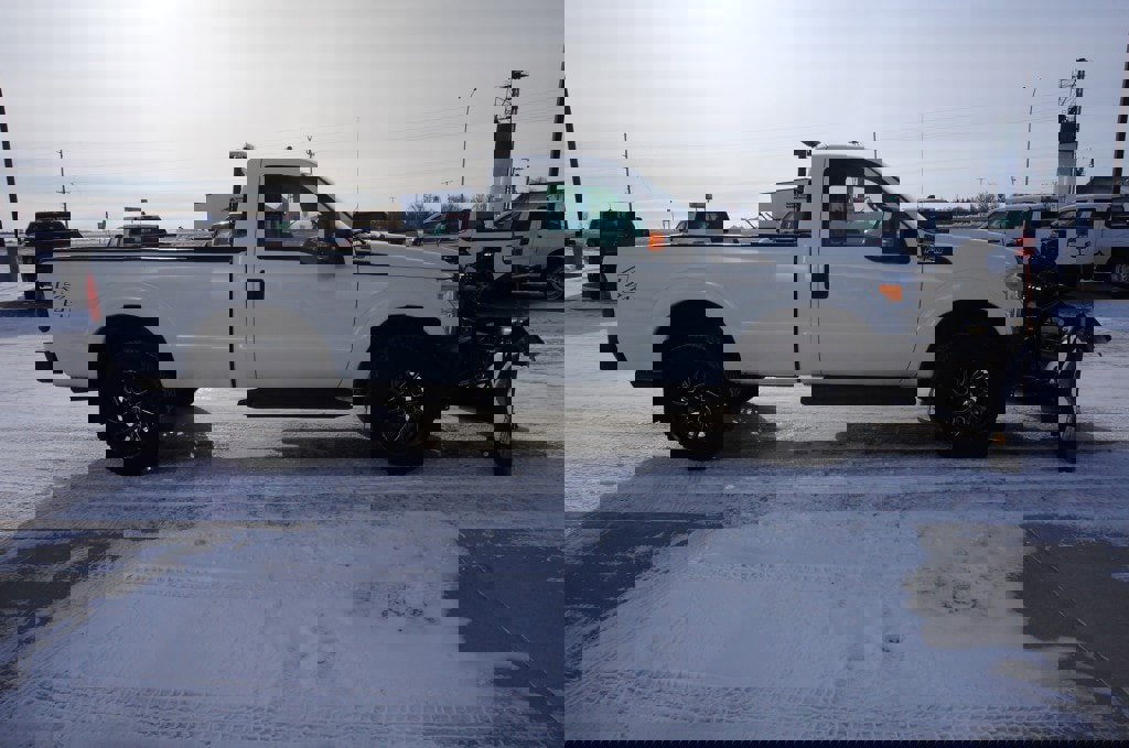 Used 2015 Ford F350 XL image 5