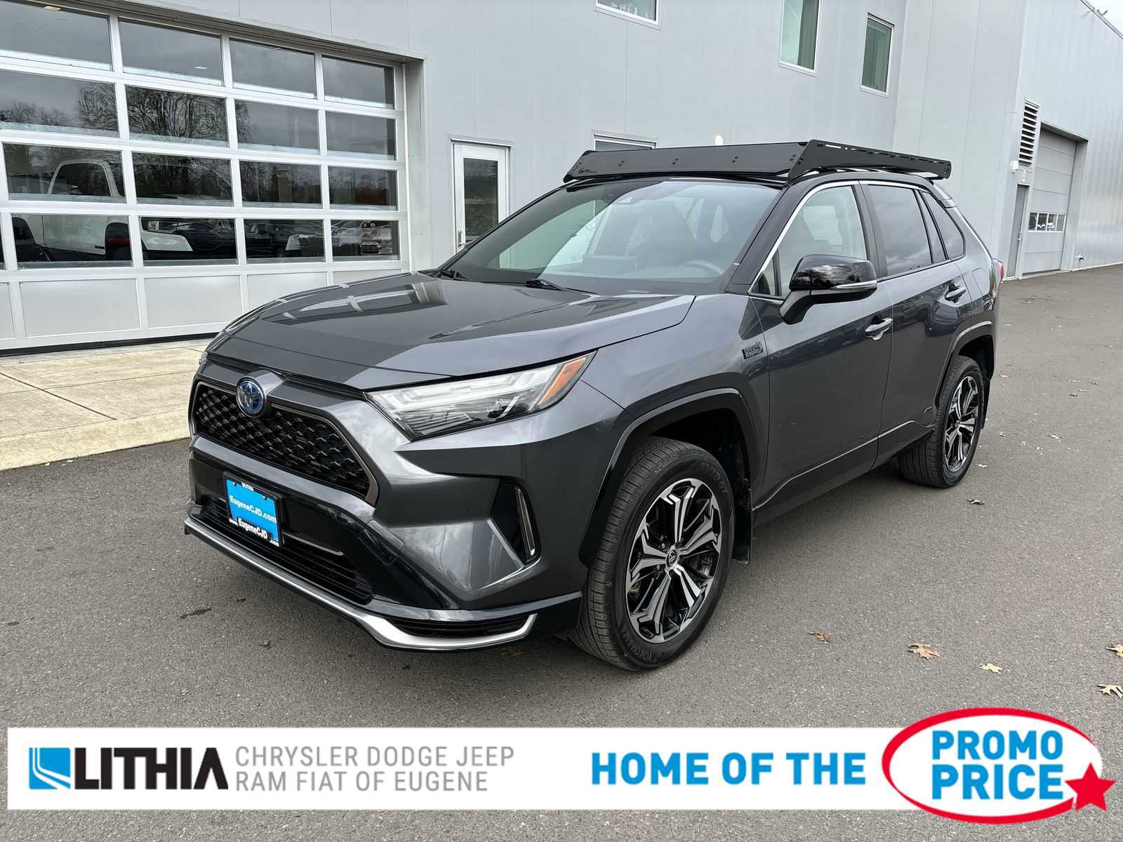 Used 2022 Toyota RAV4 XSE w/ Weather Package image 1